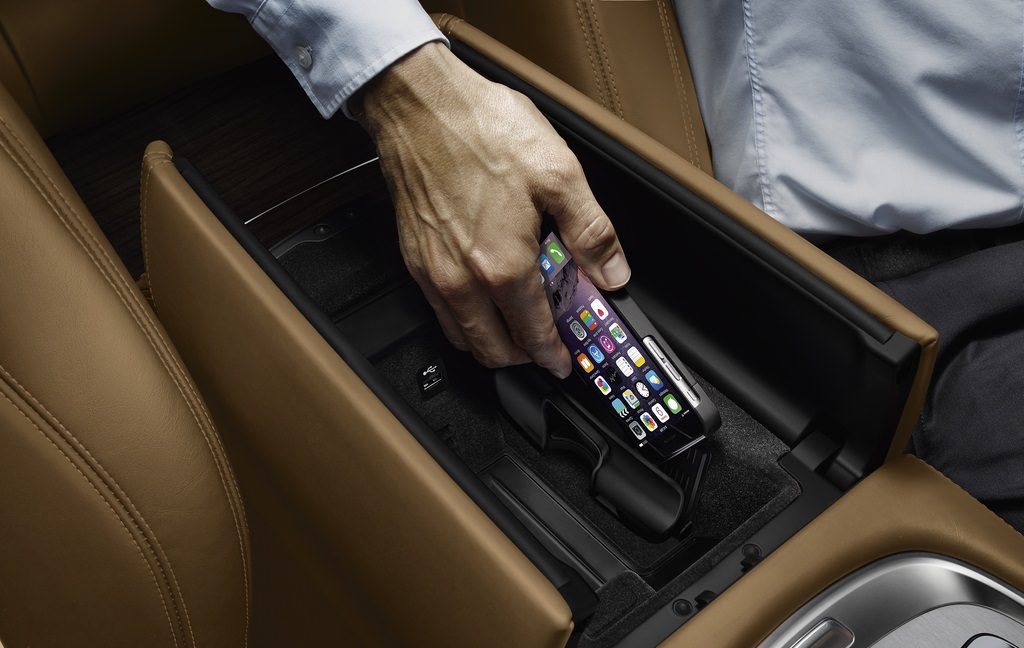 https://medias.blogbmw.fr/2015/09/produits-et-accessoires-BMW-6.jpg