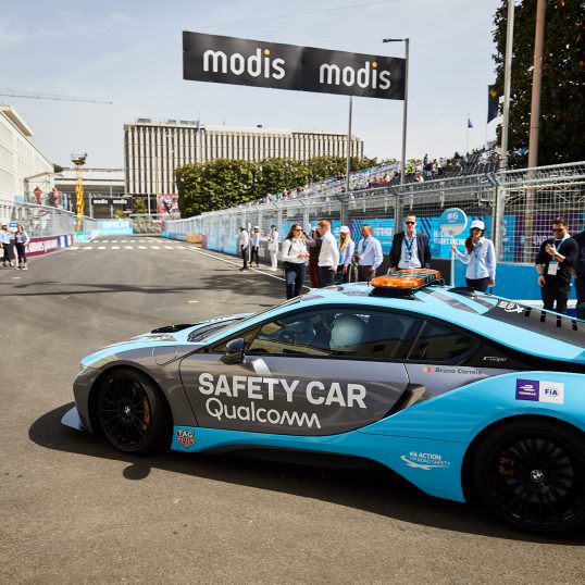 BMW i8 Safety Car 2018