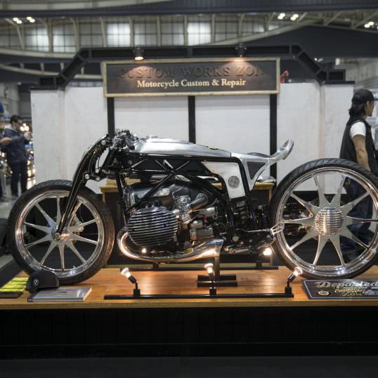 BMW Motorrad Custom Works Zon