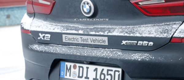 BMW X2 electrique spyshot