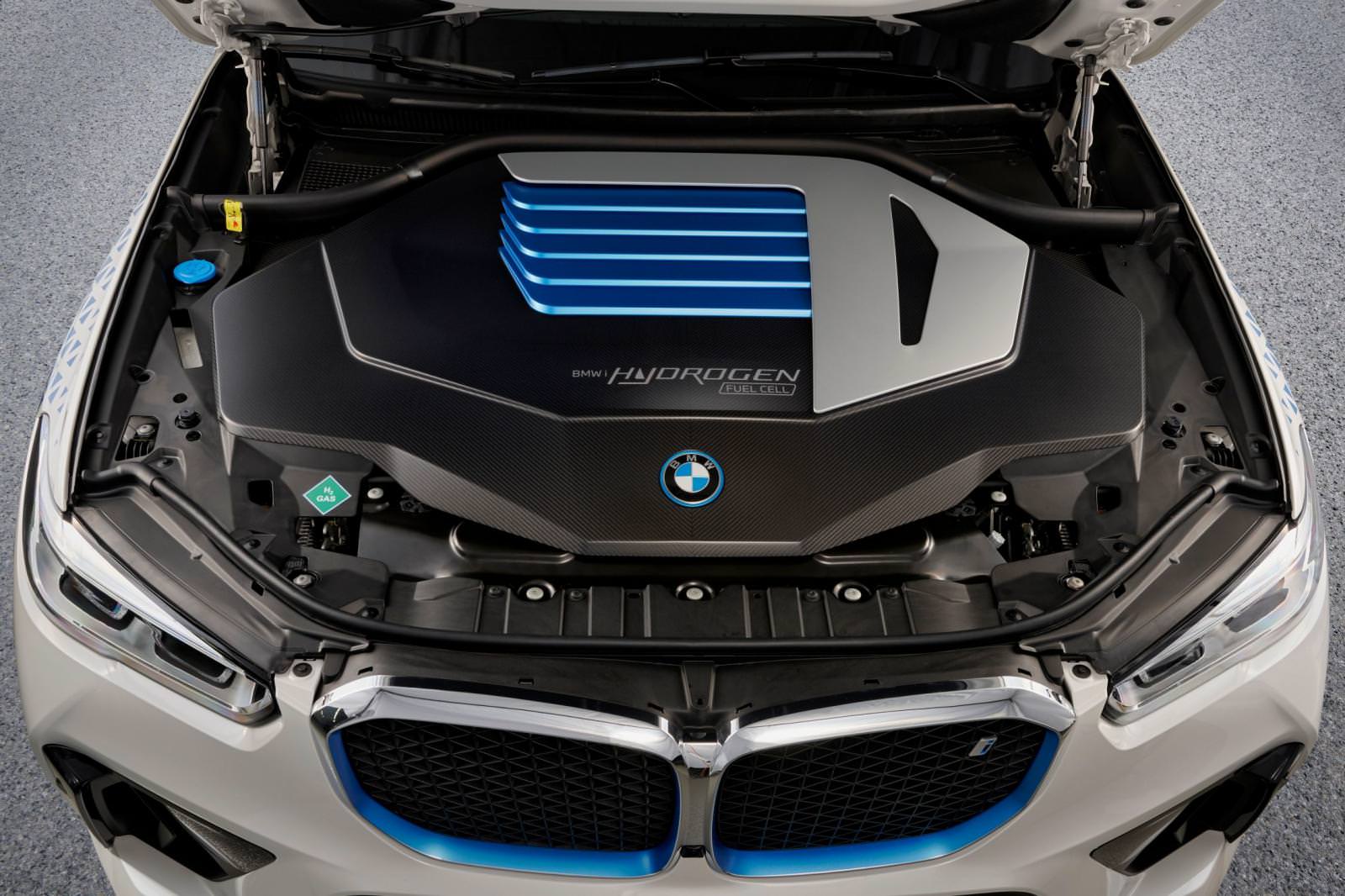 BMW iX5 Hydrogen 08 2021 5