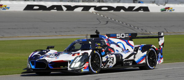 La BMW M Hybrid V8 en essais à Daytona